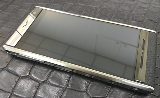 продается vertu aster
