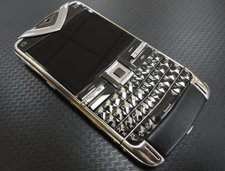 Продаётся Б/У телефон Vertu Constellation Quest Black